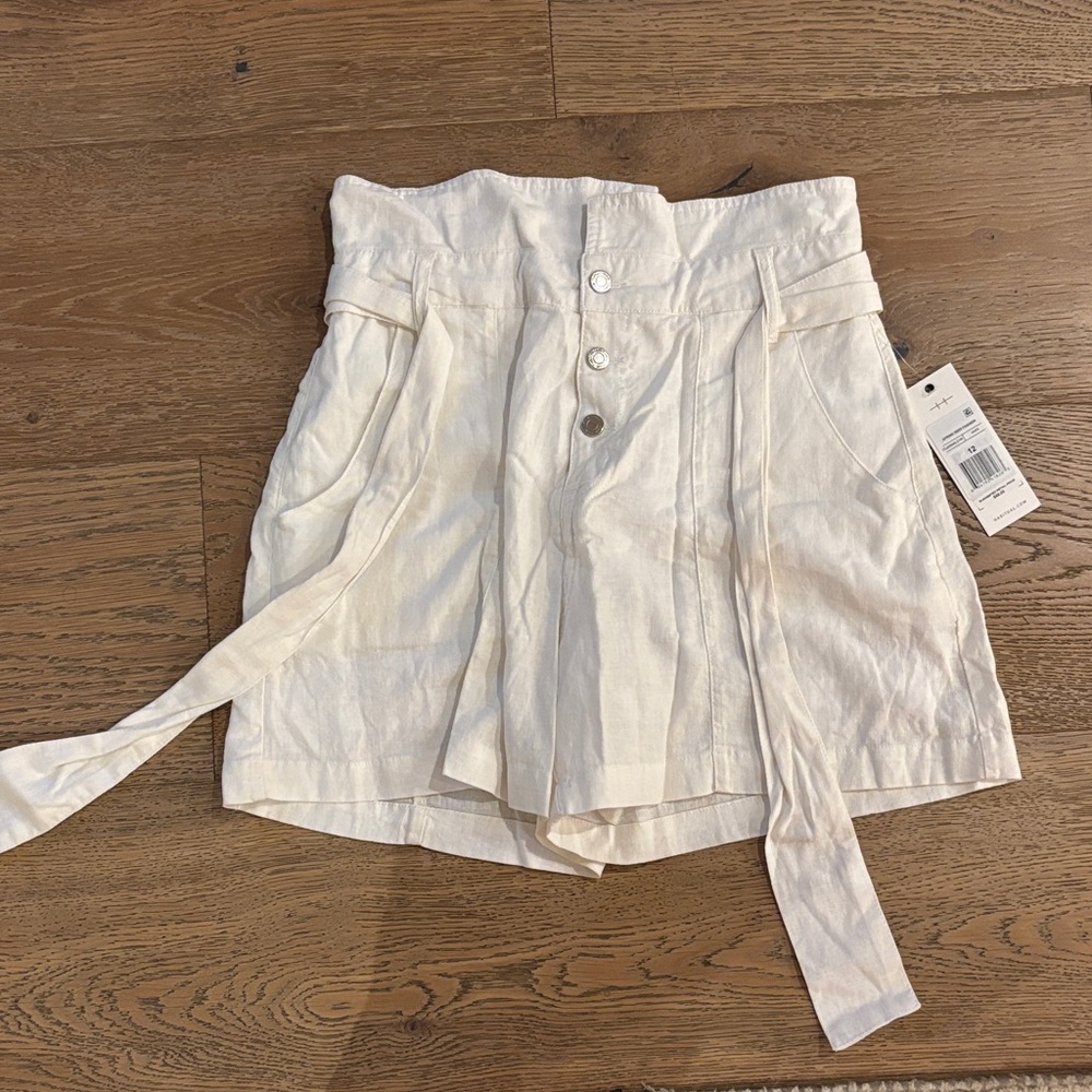 Habitual Kids Cream High-Waisted Linen Shorts